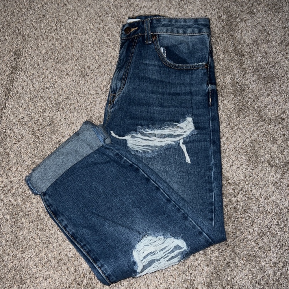 Distressed Boyfriend Jeans